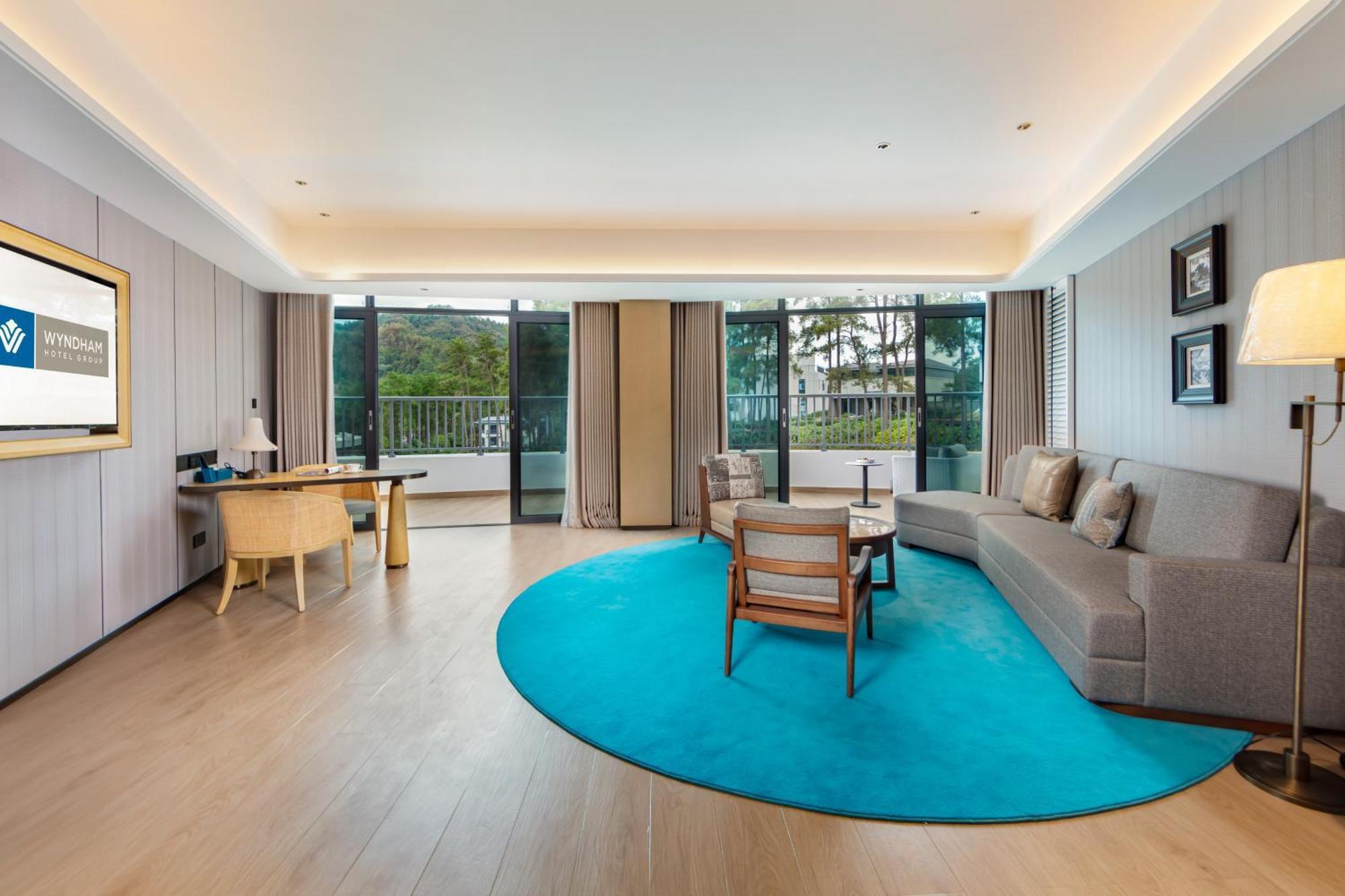 מלון Wyndham Grand Plaza Royale Hot Springs פנגואנג מראה חיצוני תמונה